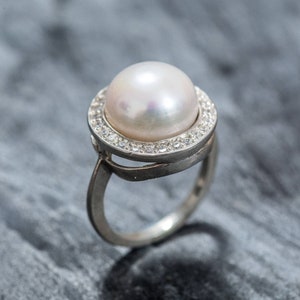 White Pearl Ring, Natural Pearl Ring, Pearl Ring, Large Pearl Ring, Vintage Pearl Ring, June Birthstone, June Ring, Solid Silver Ring, Pearl