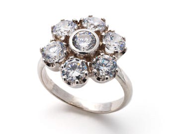 Diamond Ring, Created Diamond, Diamond Flower Ring, Flower Ring, Vintage Ring, Sparkly Ring, Vintage Flower Ring, Silver Ring, CZ Diamonds