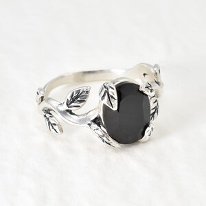 Simulated Black Onyx Sterling Silver Ring | Oval Solitaire With Oxidized Leaf Design, Size 10
