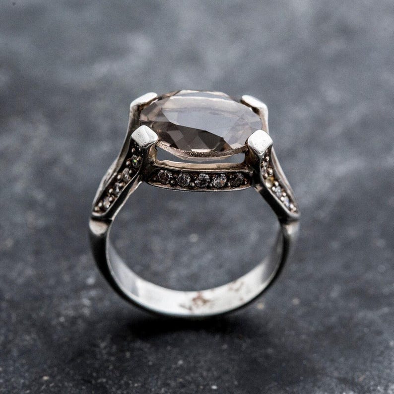 Anillo de topacio grande, anillo de topacio ahumado, anillo de topacio natural, piedra de nacimiento de Escorpio, anillos vintage, piedra de nacimiento de diciembre, anillo de plata maciza, topacio imagen 8