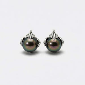 Leaf Earrings, Black Pearl Earrings, Natural Pearl, Natural Pearl Earrings, Flower Pearl Earrings, June Birthstone, Solid Silver, Pearls