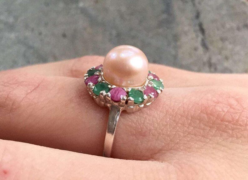 Vintage Pearl Ring, Pearl Ring, Emerald Ring, Vintage Rings, Birthstone Ring, Ruby Ring, Vintage Emerald Ring, Cream Pearl, Vintage Ruby image 2