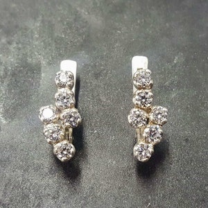 Sparkly Earrings, Created Diamond, Diamond Earrings, Vintage Earrings, Dainty Earrings, Diamond Studs, Solid Silver Studs, Silver Earrings