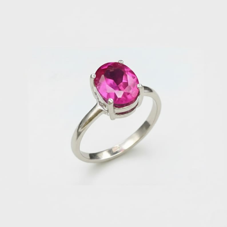 Anello con alessandrite rosa, alessandrite creata in laboratorio, anello ovale rosa, anello di proposta, anello di promessa, anello con diamante rosa, anello unico, anello in argento massiccio immagine 1