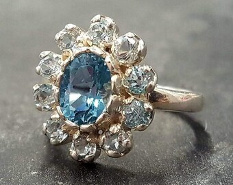 Blue Topaz Ring, Natural Blue Topaz, December Ring, Flower Ring, Blue Vintage Ring, Topaz Ring, Blue Diamond Ring, Solid Silver Ring, Topaz