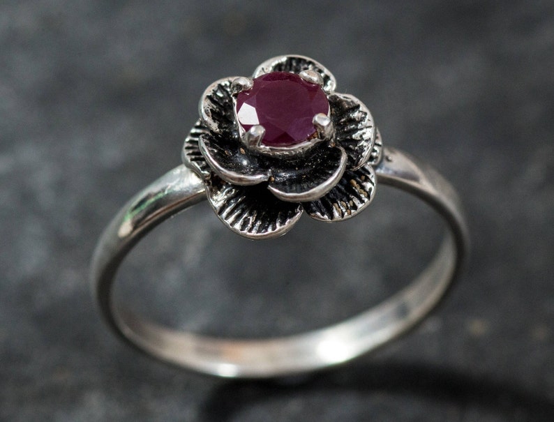 Real Ruby Ring, Flower Ring, Natural Ruby, Vintage Ruby Ring, July Birthstone Ring, Mothers Birthstone, Red Rose Ring, Solid Silver Ring 