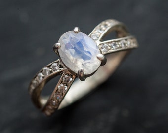 Moonstone Ring, Natural Moonstone Ring, Rainbow Moonstone, Engagement Ring, June Birthstone Ring, Solid Silver Ring, Promise Ring, Moonstone
