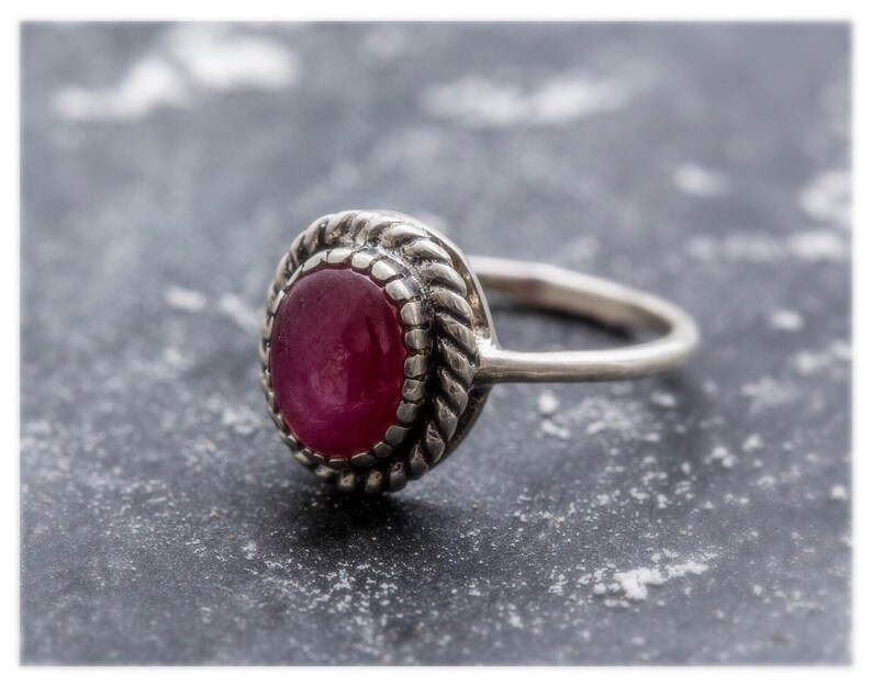 Natural Ruby Ring, Ruby Ring, 3 Carat Ruby, July Birthstone, Vintage Silver Ring, July Ring, Vintage Rings, Real Ruby, Red Ruby, Ruby image 3