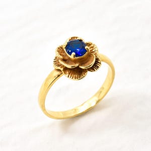 Sapphire Ring, Gold Sapphire Ring, Created Sapphire, Gold Flower Ring, Vintage Flower Ring, Blue Diamond Ring, Flower Ring, 925 Silver Ring
