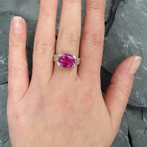 Pink Engagement Ring, Alexandrite Ring, June Birthstone Ring, Split Shank Ring, Pink Oval Ring, Pink Vintage Ring, Oval Alexandrite Ring