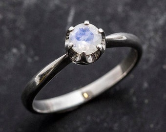 Bague pierre de lune, pierre de lune naturelle, bague de promesse, pierre de lune arc-en-ciel, pierre de naissance de juin, bague de juin, bagues vintage, bague en argent massif, pierre de lune