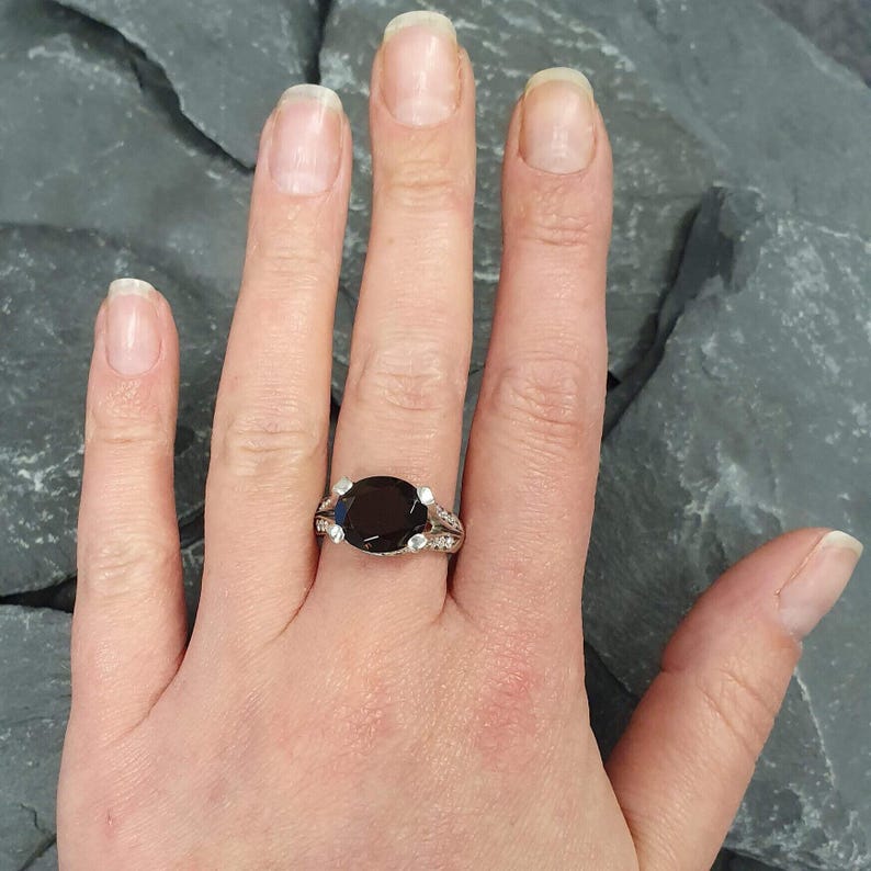 Anillo de topacio grande, anillo de topacio ahumado, anillo de topacio natural, piedra de nacimiento de Escorpio, anillos vintage, piedra de nacimiento de diciembre, anillo de plata maciza, topacio imagen 7