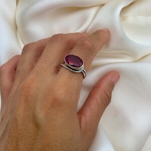 Grande bague rubis, rubis artificiel, bague corde, bague de créateur rouge, bague rubis tendance, bague yeux rouges, bague rubis vintage, bague en argent sterling image 7