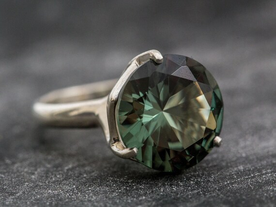 Bague diamant vert new arrivals