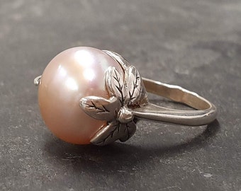 Pearl Ring, Natural Pearl Ring, Beige Pearl Ring, White Pearl, Vintage Ring, June Birthstone, Silver Ring, Bridal Ring, 925 Sterling Silver