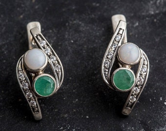Unique Earrings, Emerald Earrings, Opal Earrings, May Birthstone, October Birthstone, Vintage Earrings, 2 Stones Earrings, Emerald, Opal