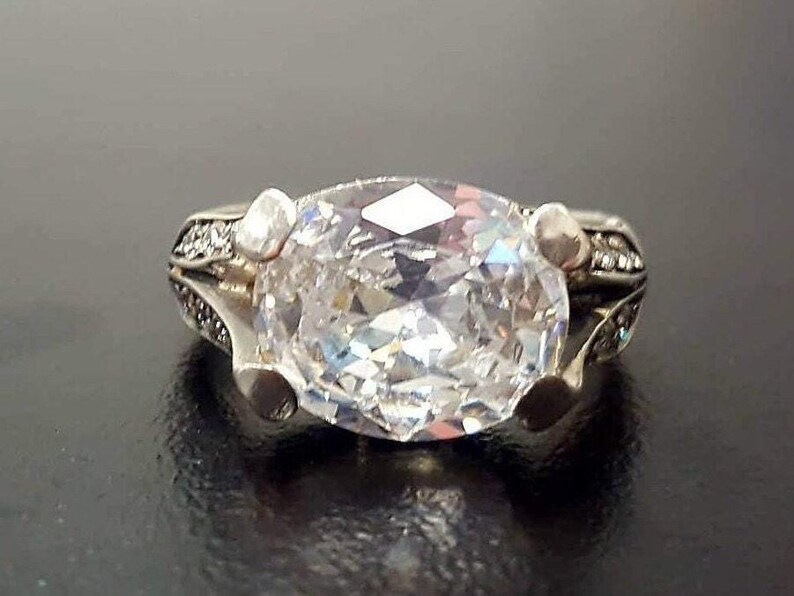 Anillo de diamantes, Diamante creado, Anillo horizontal, Anillo de diamantes vintage, Anillo blanco, Anillo vintage, Anillo de plata maciza, Anillo brillante, Diamante imagen 3