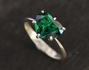 Emerald Heart Ring, Created Emerald, Green Heart Ring, Promise Ring, Proposal Ring, 3 Carat Ring, Heart Ring, Love Ring, Solid Silver Ring