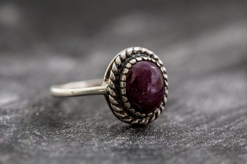 Rubin Ring, natürlicher Rubin Ring, Roter Rubin Ring, Juli Geburtsstein, Vintage Ringe, Echter Rubin Ring, Juli Ring, Massiver Silber Ring, Roter Ring, Rubin Bild 1