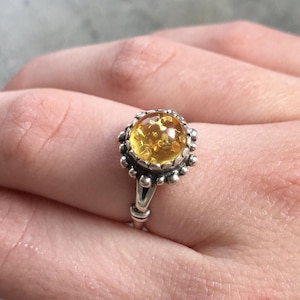 Yellow Amber Ring, Genuine  Amber Ring, Boho Silver Ring, Yellow Vintage Ring, Baltic Amber Ring, Yellow Flower Ring, Antique Style Ring
