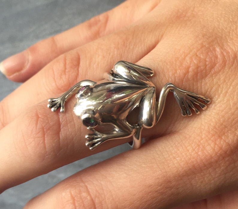 frog fidget ring