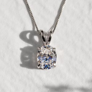 Diamond Necklace, Delicate Pendant,  CZ Diamond Pendant, Sterling Silver Diamond Necklace, Bridesmaid Necklace, Solitaire Lab Diamond Charm