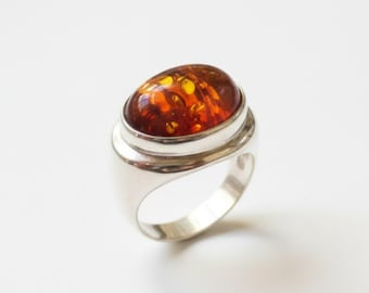 Amber Ring, Natural Amber, Vintage Rings, Antique Rings, Taurus Birthstone, Large Amber, Yellow Gemstone, Solid Silver Ring, Pure Silver