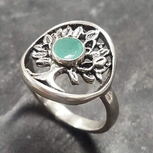 Green Emerald Ring, Natural Emerald Ring, May Birthstone, Silver Tree Ring, Vintage Tree Ring, Tree Of Life Ring, May Ring, 925 Silver Ring image 2