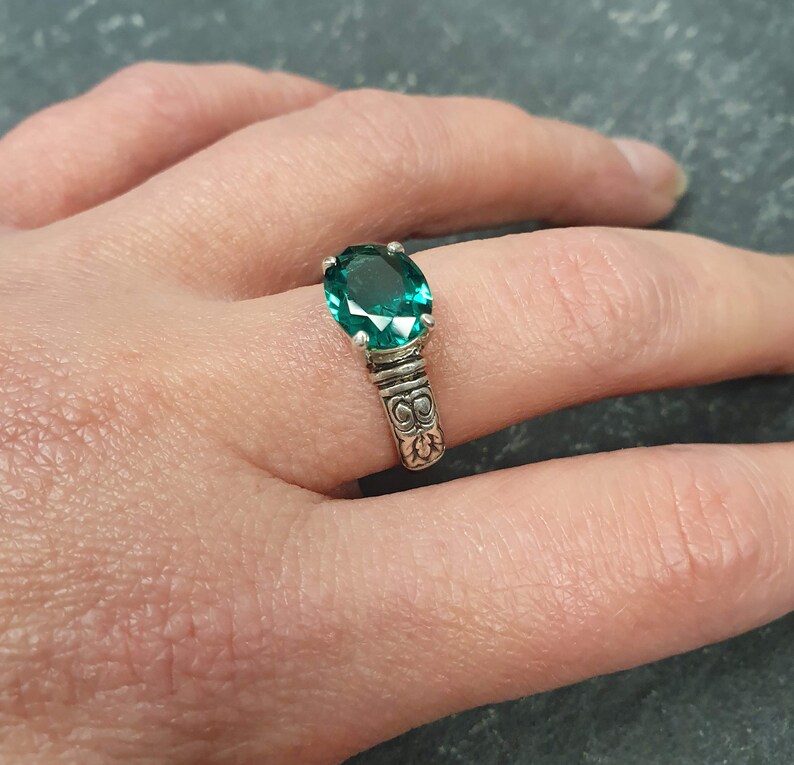 Emerald Ring Vintage Emerald Ring Emerald Green Ring Etsy