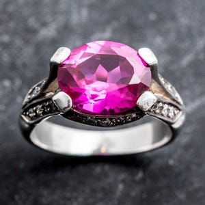 Pink Engagement Ring, Alexandrite Ring, June Birthstone Ring, Split Shank Ring, Pink Oval Ring, Pink Vintage Ring, Oval Alexandrite Ring