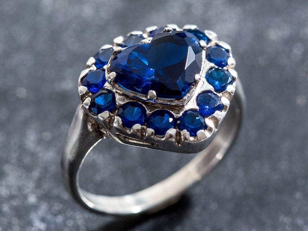 Bague coeur, bague saphir, bague coeur saphir, bague saphir bleu