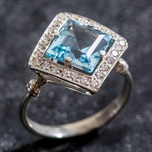 Blue Topaz Ring, Natural Blue Topaz, Topaz Engagement Ring, Vintage Topaz Ring, Vintage Ring, Topaz Ring, December Birthstone, Silver Ring