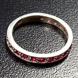 Naturlig rubinring, Rubinring, Röd rubinring, Evighetsring, Juliring, Rubinevighetsring, Röd rubinring, Röd vintagering, Silverring bild 8