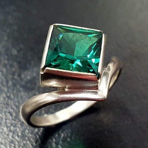 Asymmetric Ring, Square Ring, Created Emerald Ring, Artisan Ring, Green Diamond Ring, Sharp Ring, Modern Ring, Green Ring, Solid Silver Ring