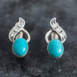 Turquoise Earrings, Natural Turquoise, Vintage Earrings, Arizona Turquoise, 2 Carats, Real Turquoise, Sleeping Beauty Turquoise, Turquoise