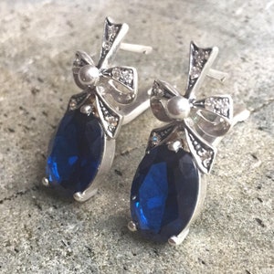 Bandörhängen, Blå safirörhängen, Skapad safir, Safirörhängen, Silverörhängen, Massivt silver, Rent silver, Blå örhängen bild 3
