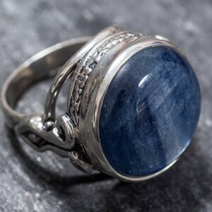 Kyanite Ring, Blue Kyanite, Natural Kyanite, Blue Kyanite Ring, Large Stone Ring, African Kyanite, Vintage Ring, Solid Silver Ring, Kyanite image 7