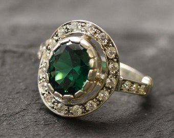 Emerald Ring, Antique Ring, Vintage Ring, Antique Emerald Ring, Antique Rings, Sterling Silver Ring, Green Vintage Ring