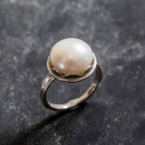 Pearl Ring, White Pearl, Natural Pearl Ring, June Birthstone, Vintage Pearl Ring, Vintage Style, June Ring, Solid Silver Ring, Pearl