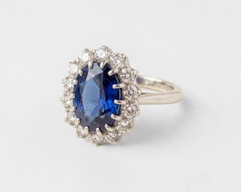 Blå safir Halo-ring, stor kungligt inspirerad cocktailring, september-födelsesten i massivt silver