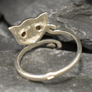 Garnet Ring, Natural Garnet, January Birthstone, Silver Cat Ring, Vintage Cat Ring, Red Eyes Ring, Cats Eye Ring, 925 Silver Ring, Red Ring image 10