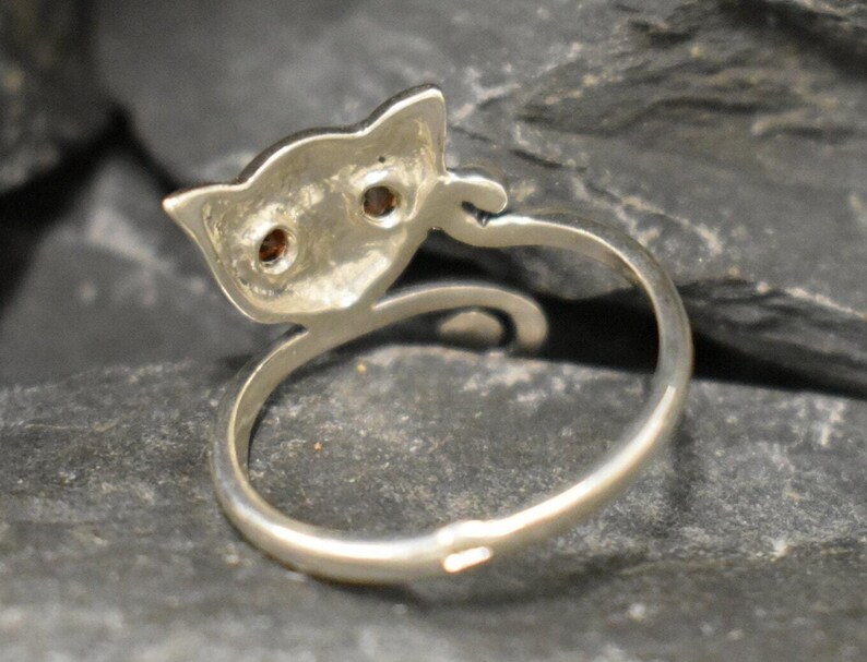 Garnet Ring, Natural Garnet, January Birthstone, Silver Cat Ring, Vintage Cat Ring, Red Eyes Ring, Cats Eye Ring, 925 Silver Ring, Red Ring image 10