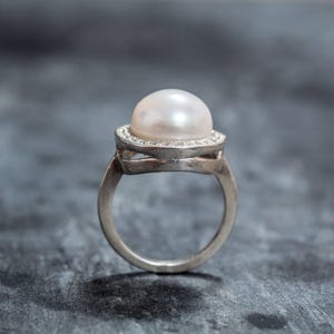 White Pearl Ring, Natural Pearl Ring, Pearl Ring, Large Pearl Ring, Vintage Pearl Ring, June Birthstone, June Ring, Solid Silver Ring, Pearl image 8