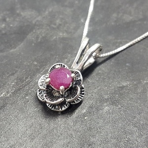 Ruby Pendant, Natural Ruby, July Birthstone, Silver Flower Pendant, Vintage Flower Pendant, Rose Pendant, Red Ruby Pendant, Silver Pendant