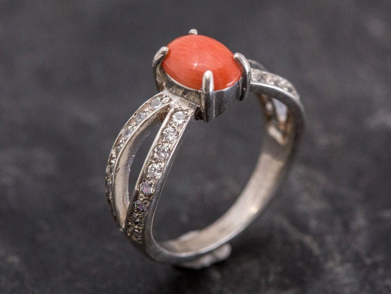 Anello in corallo, anello in corallo naturale, pietra portafortuna di marzo, anello in corallo rosso, corallo naturale, anello vintage in argento, corallo autentico, anello di fidanzamento in corallo immagine 7