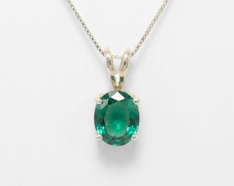 Emerald Pendant, Created Emerald, Green Oval Pendant, Green Vintage Pendant, Emerald Necklace, Dainty Green Pendant, Solid Silver Pendant