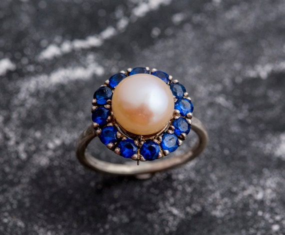 Pearl Ring Gold. - Inbal Mishan Jewelry