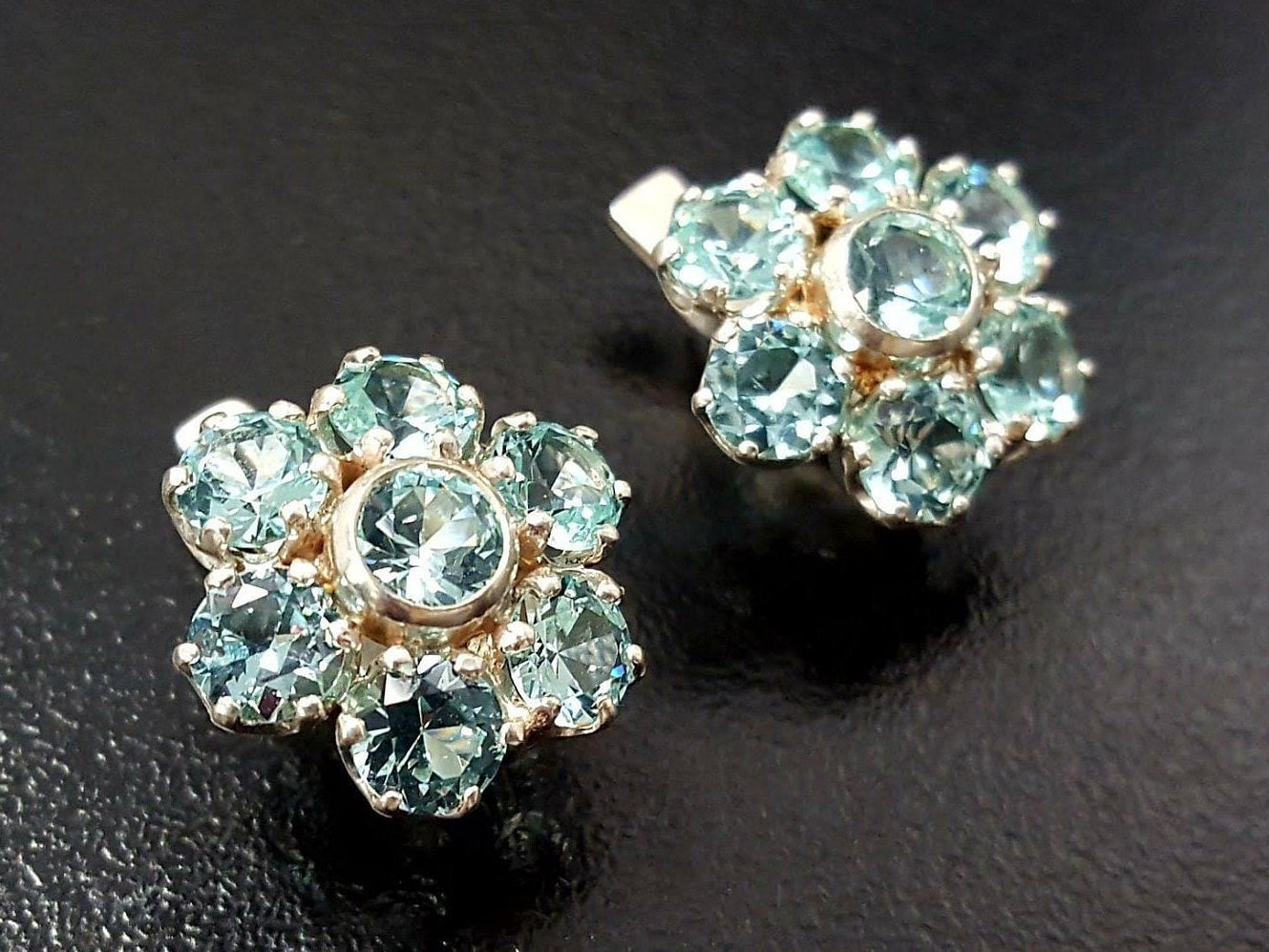 Vintage aquamarine earrings deals