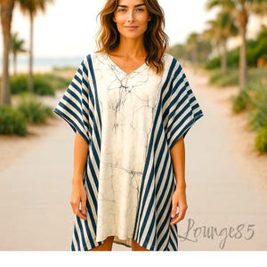 Black and white kaftan, short kaftan, poncho top, cover ups, beach top, short caftan, boho top, tunic, batik clothing, batik kaftans,