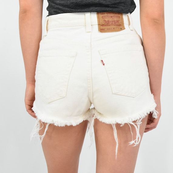 90's Vintage Womens Levis White High Waist Shorts… - image 6